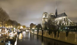 QUAIS DE NOTRE DAME